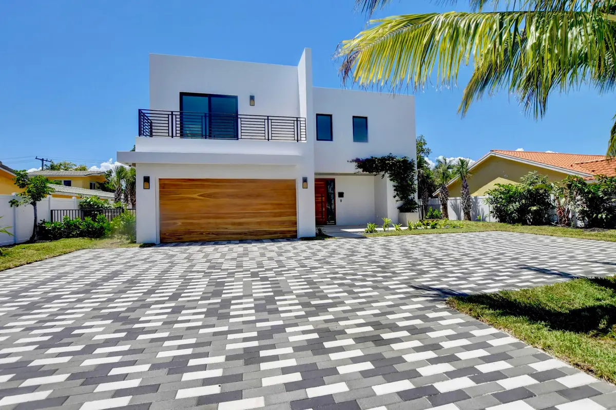 16_ebf_6295and4more at 855 NW 4th Avenue, Boca Raton