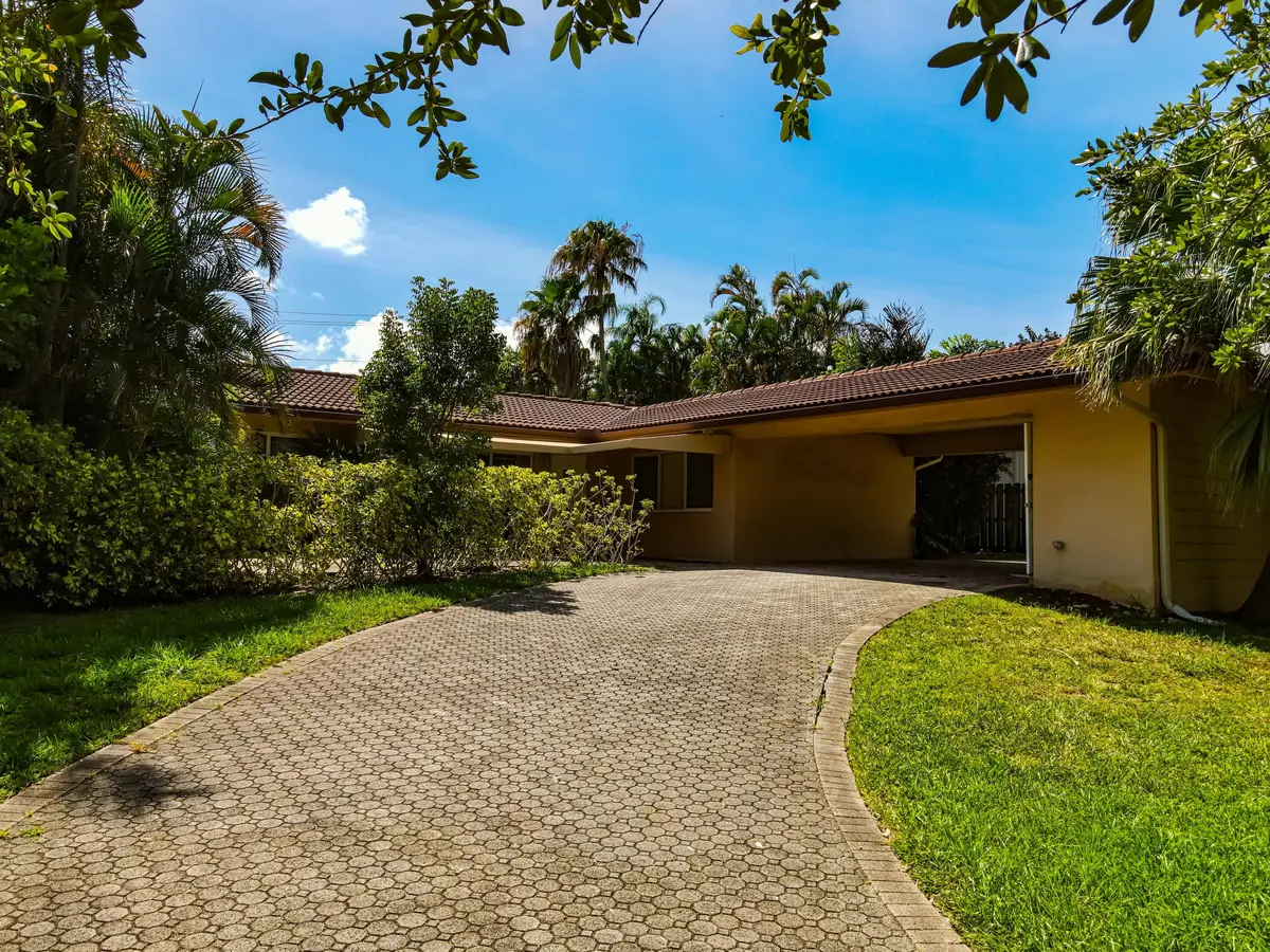 1817 Front at 1817 SE 25 Avenue, Fort Lauderdale