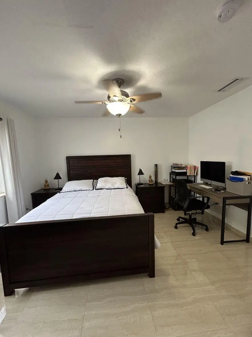 2ixr3lia9n_ucarecd_net_005 at 17031 NW 22nd Street, Pembroke Pines