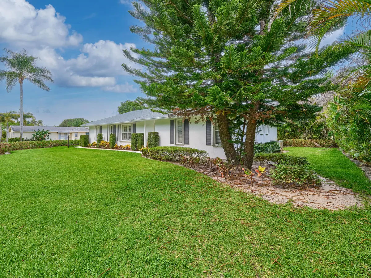 Back Corner at 9901 SE Little Club Way, Tequesta