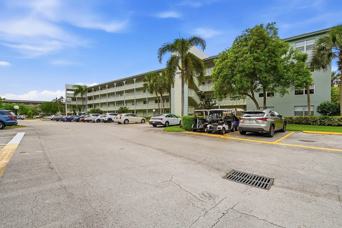 01_front at 3004 Portofino Isle G1, Coconut Creek