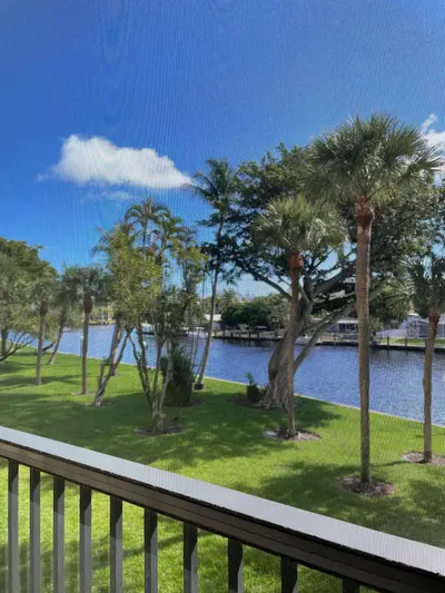 14 Royal Palm Way 204, Boca Raton – Condominium for rent