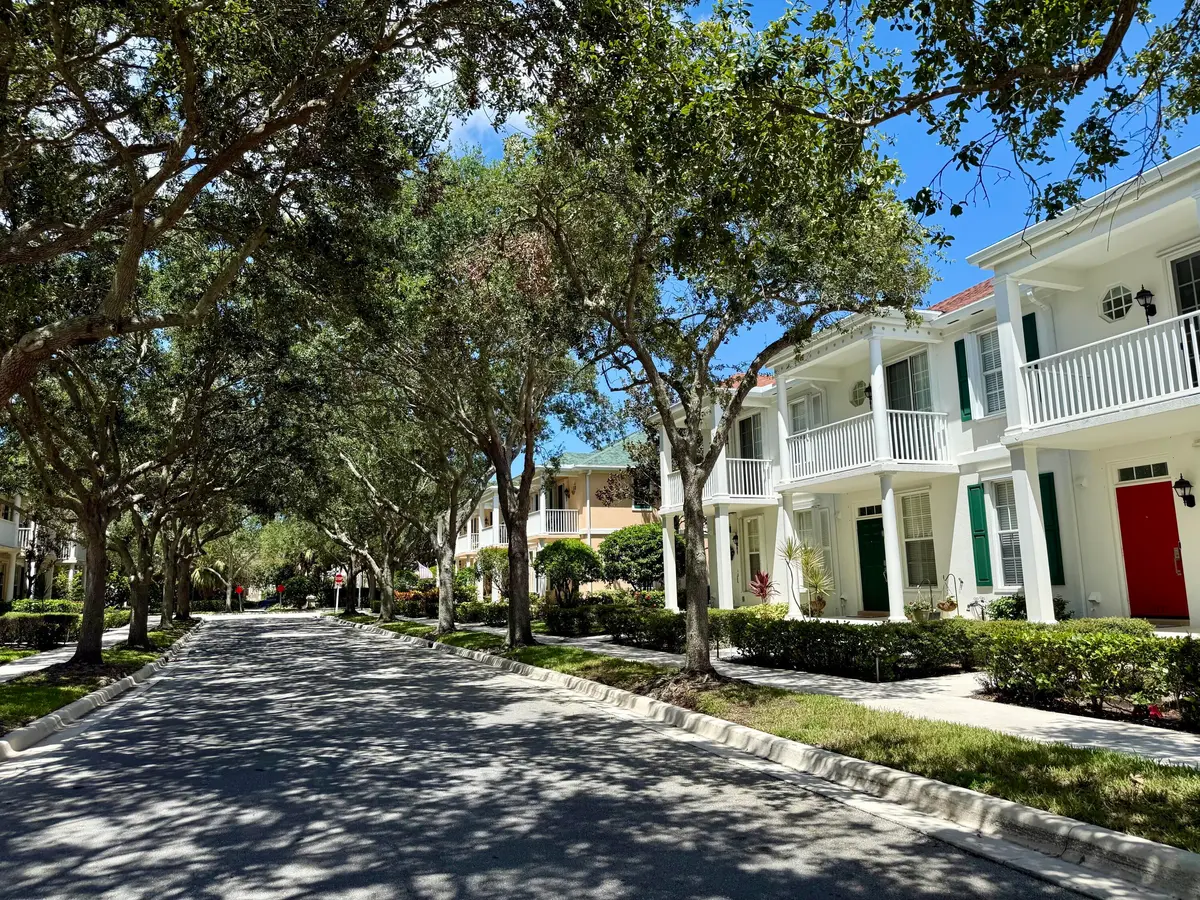 Street View at 117 Waterford Drive, Jupiter