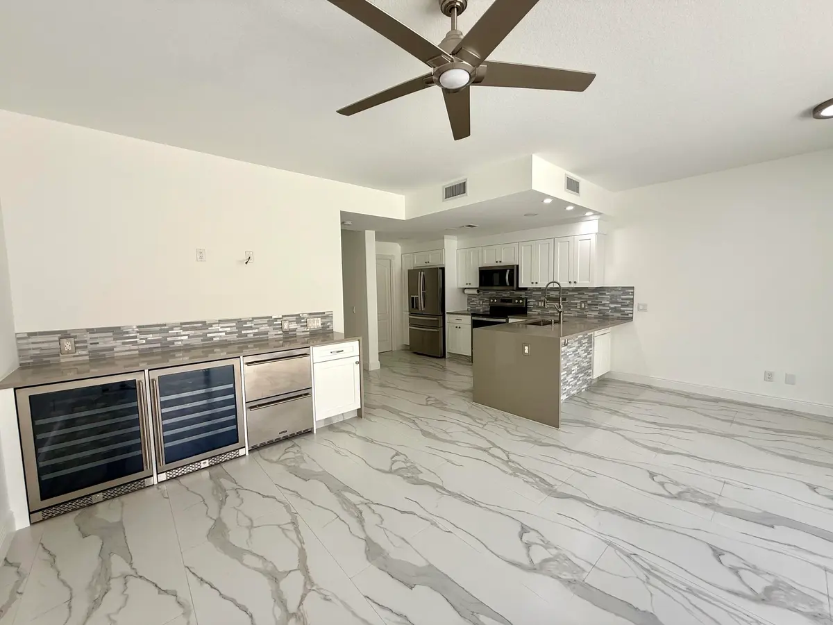 Family room & breakfast area at 117 Waterford Drive, Jupiter