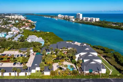 200 Waterway Road 204, Tequesta – Condominium for sale