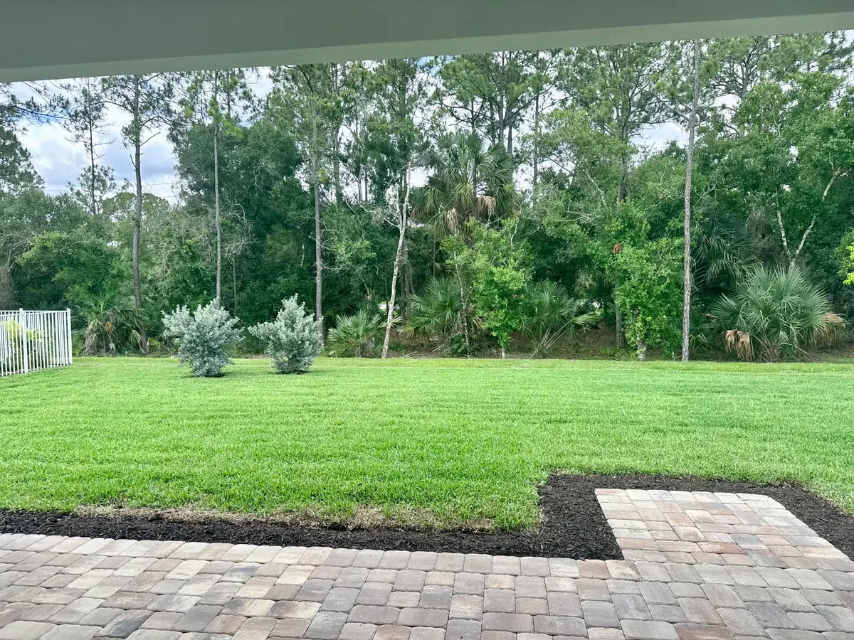 Private yard at 4425 SW Cornerstone Way Ashby 169, Stuart
