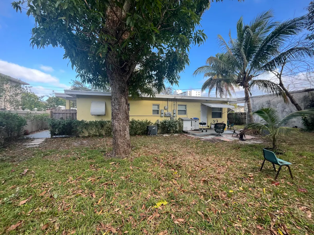 IMG_0299 at 211 N A Street, Lake Worth Beach