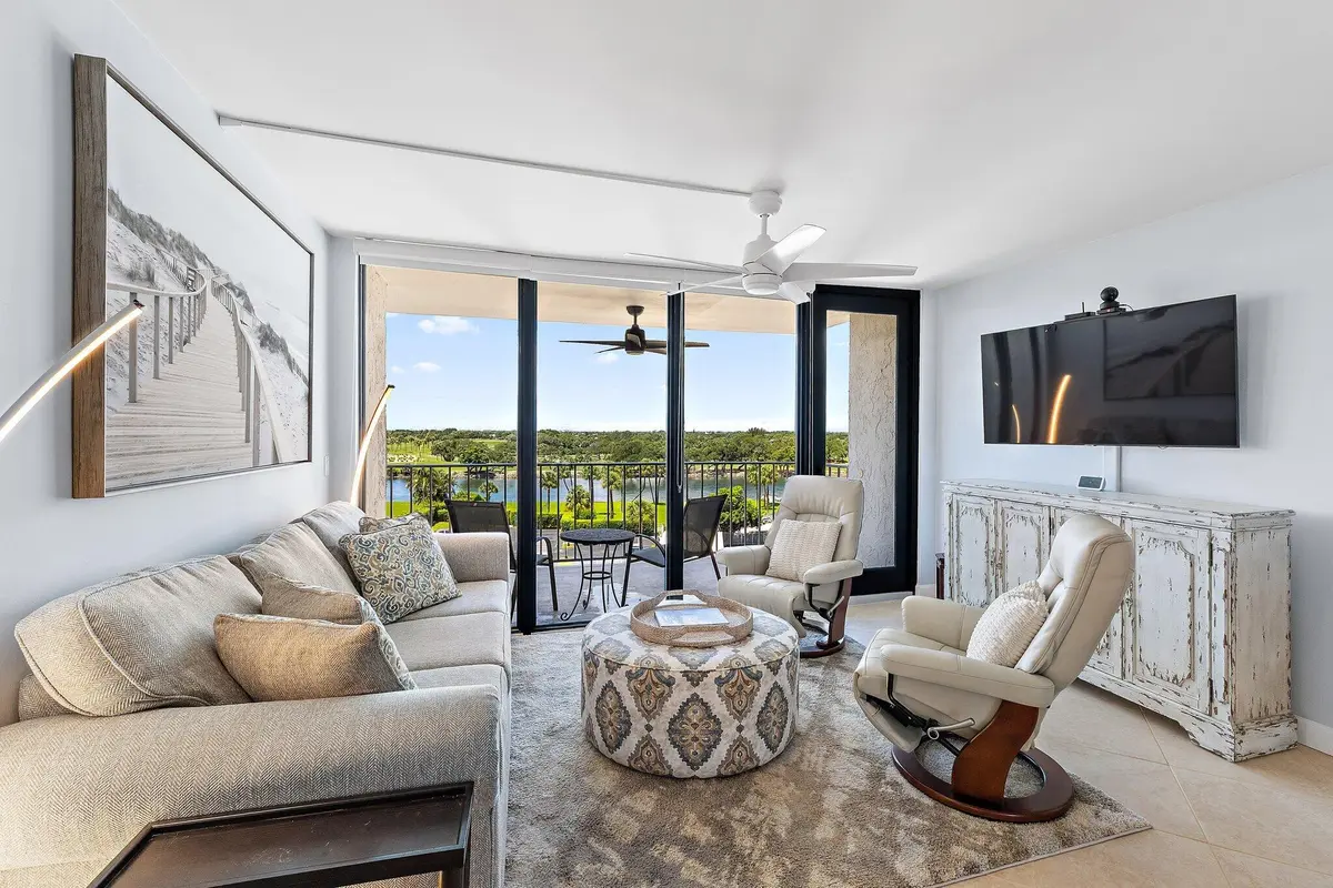 Living Room 2 at 336 Golfview Road 619, North Palm Beach