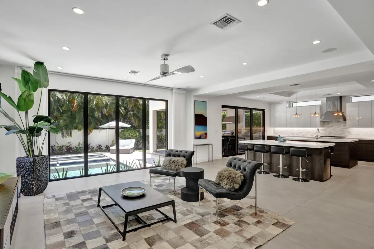 DSC02377 at 918 SE 8th Street, Fort Lauderdale