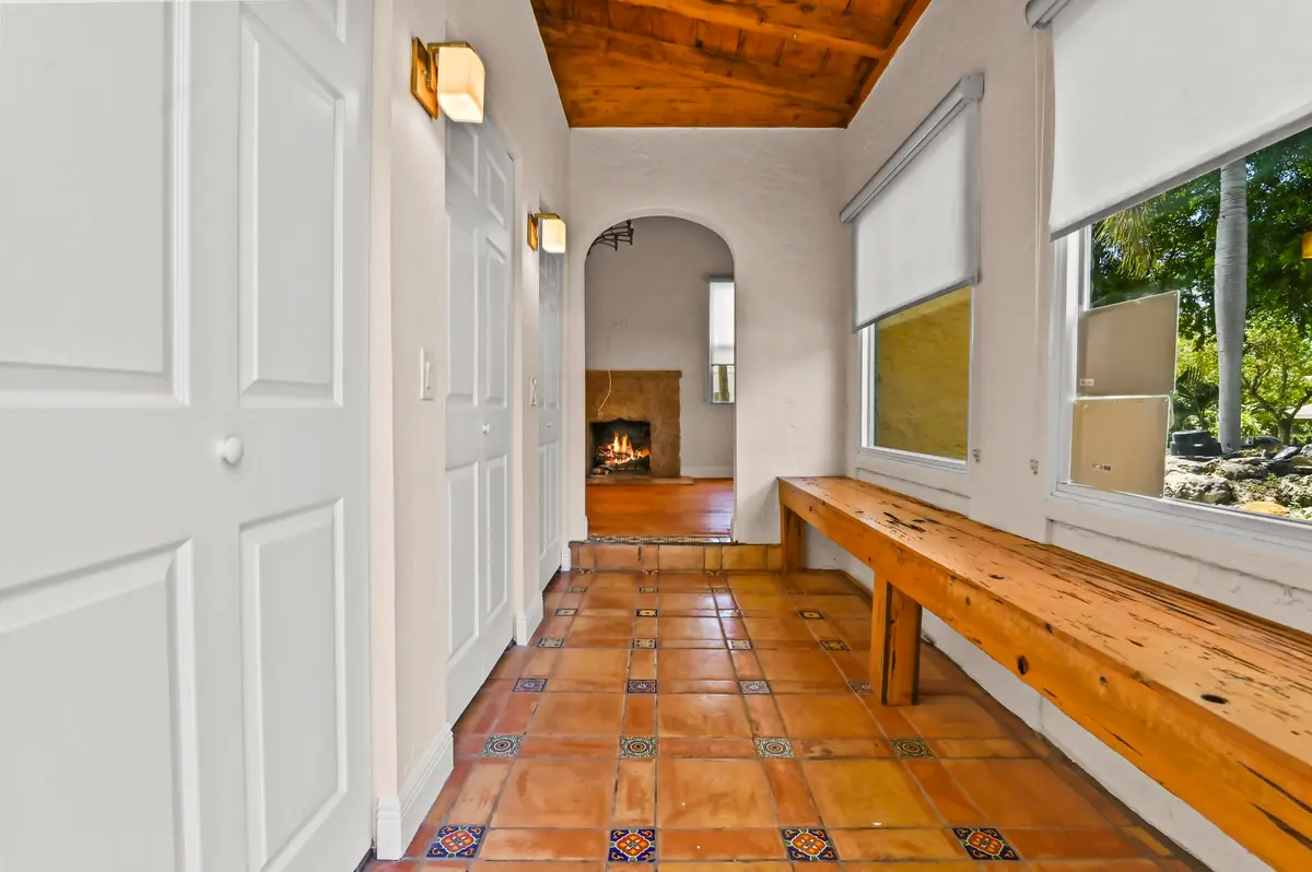 05 Hallway 01 at 914 30th Court, West Palm Beach