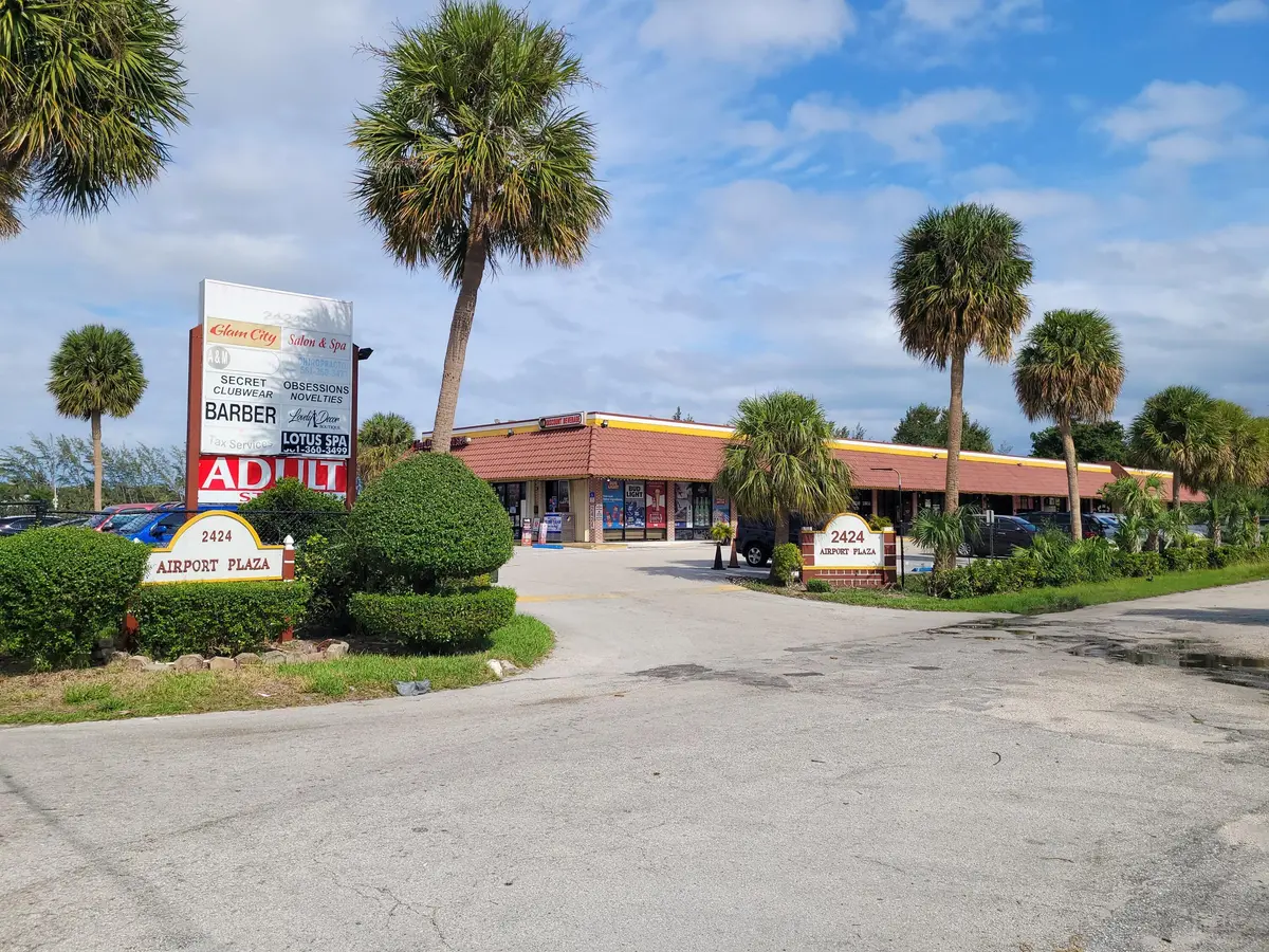 2424 N Congress Avenue N, West Palm Beach, FL – retail space photo 1