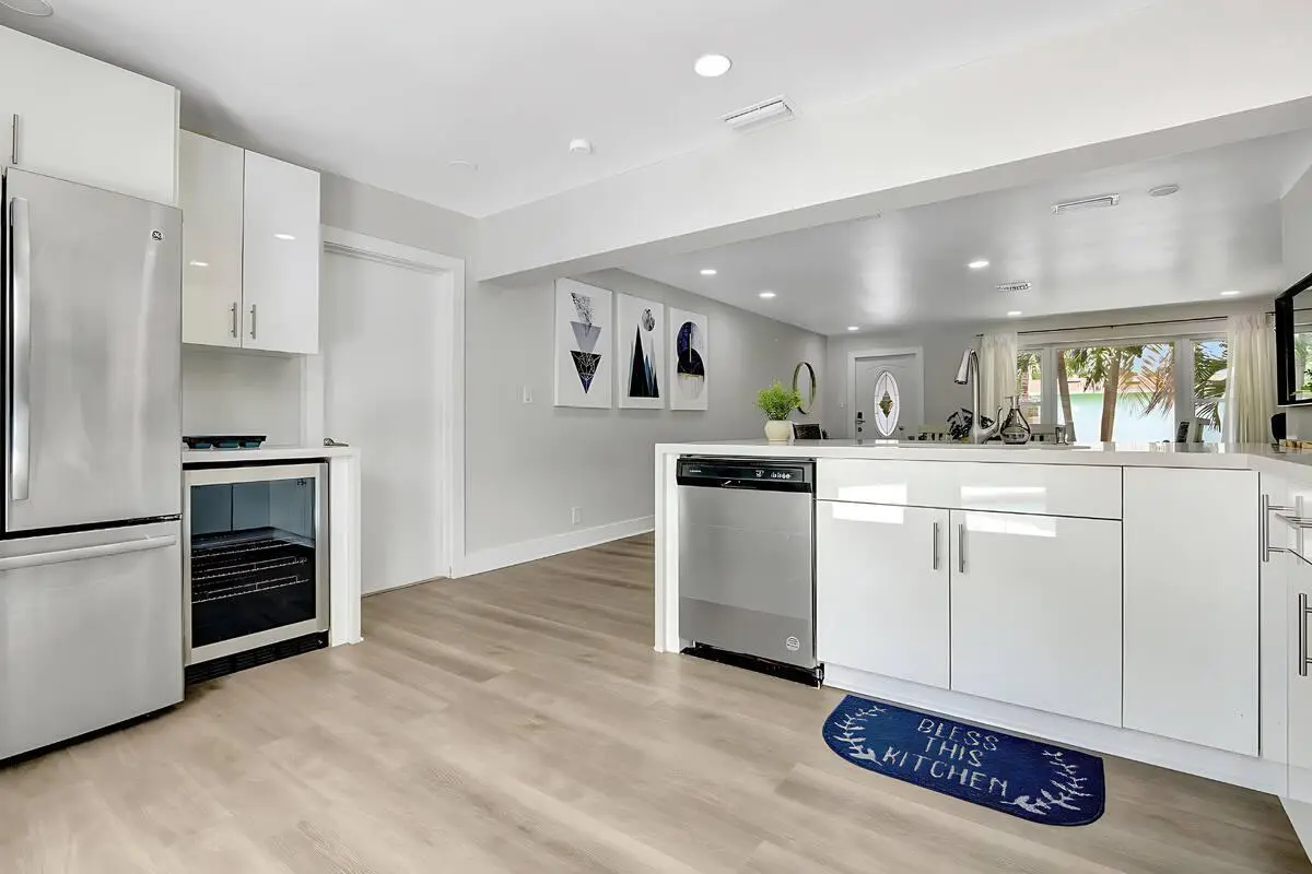 2a63afc1-60b4-44f2-8d0e-c5e8f6987b5b at 2809 NW 7th Avenue, Wilton Manors