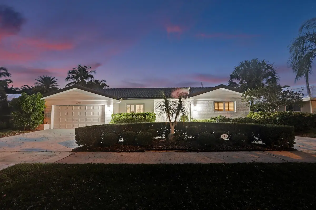 B27I2444 at 2051 NE 59th Court, Fort Lauderdale