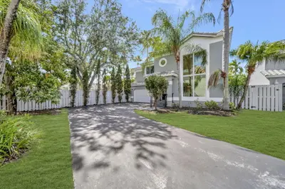5631 NW 43rd Way, Coconut Creek – sold
