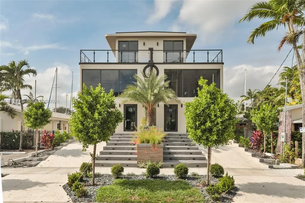 l1 at 323 Hendricks Isle, Fort Lauderdale