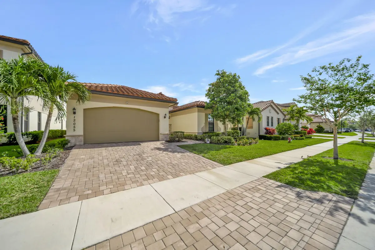1-web-or-mls-DSC09031 at 12055 Lake Trail Lane, Parkland