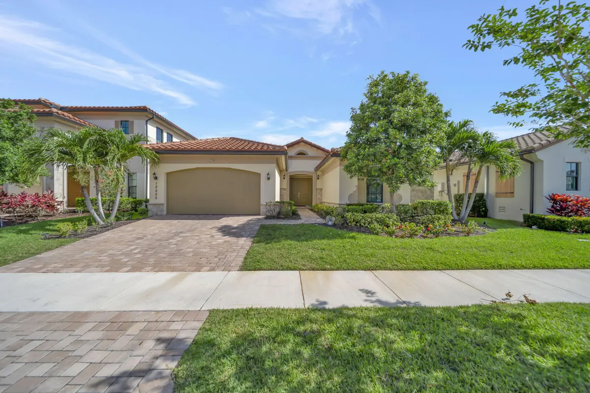2-web-or-mls-DSC09032 at 12055 Lake Trail Lane, Parkland