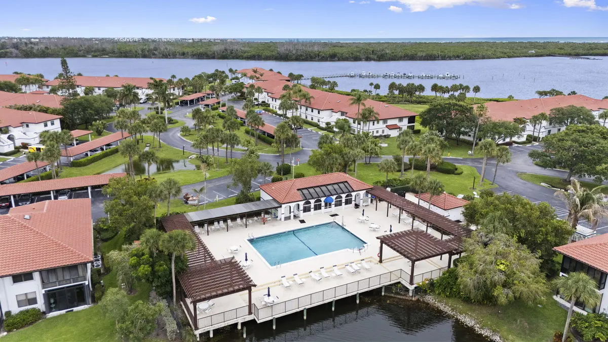 12-web-or-mls-DJI_20260604120110_0234_D at 6102 SE Landing Way 14, Stuart