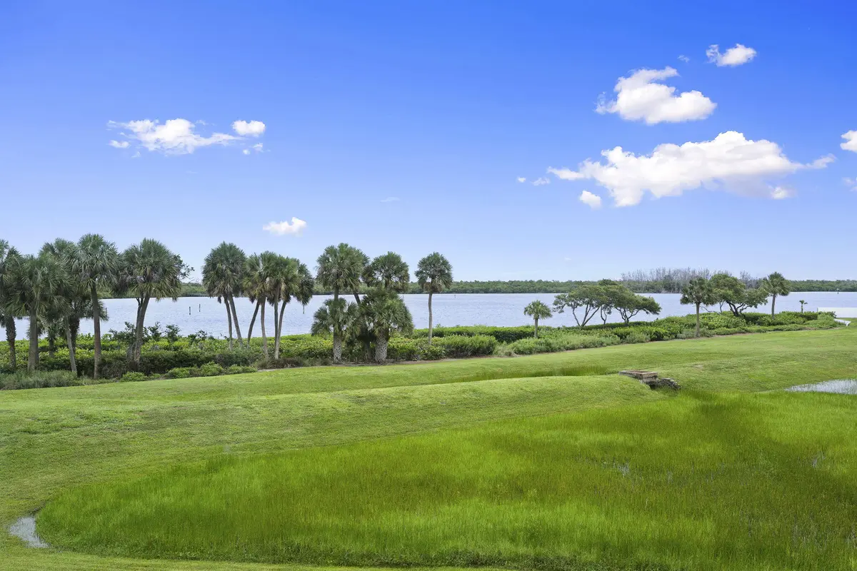 20-web-or-mls-DSC00677 at 6102 SE Landing Way 14, Stuart