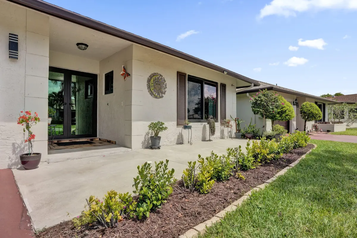 DSC08926 at 2042 SW 17th Circle, Deerfield Beach