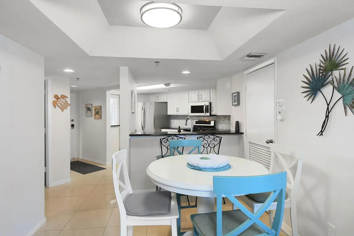 15-web-or-mls-500_9734 at 3870 N Highway A1a 805, Fort Pierce