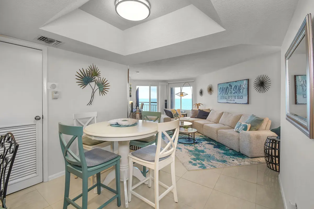 12-web-or-mls-500_9719 at 3870 N Highway A1a 805, Fort Pierce