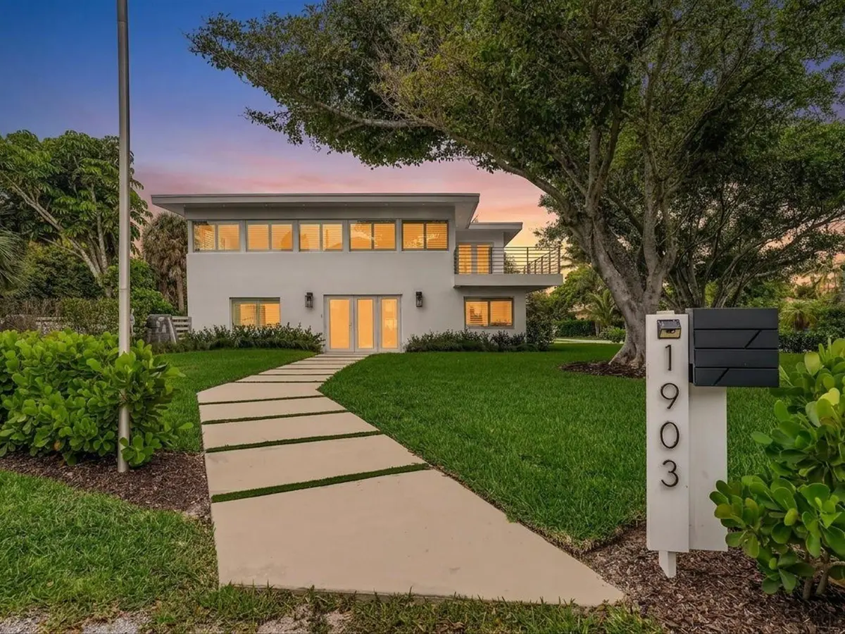 001-Twilight at 1903 Bay Drive, Pompano Beach