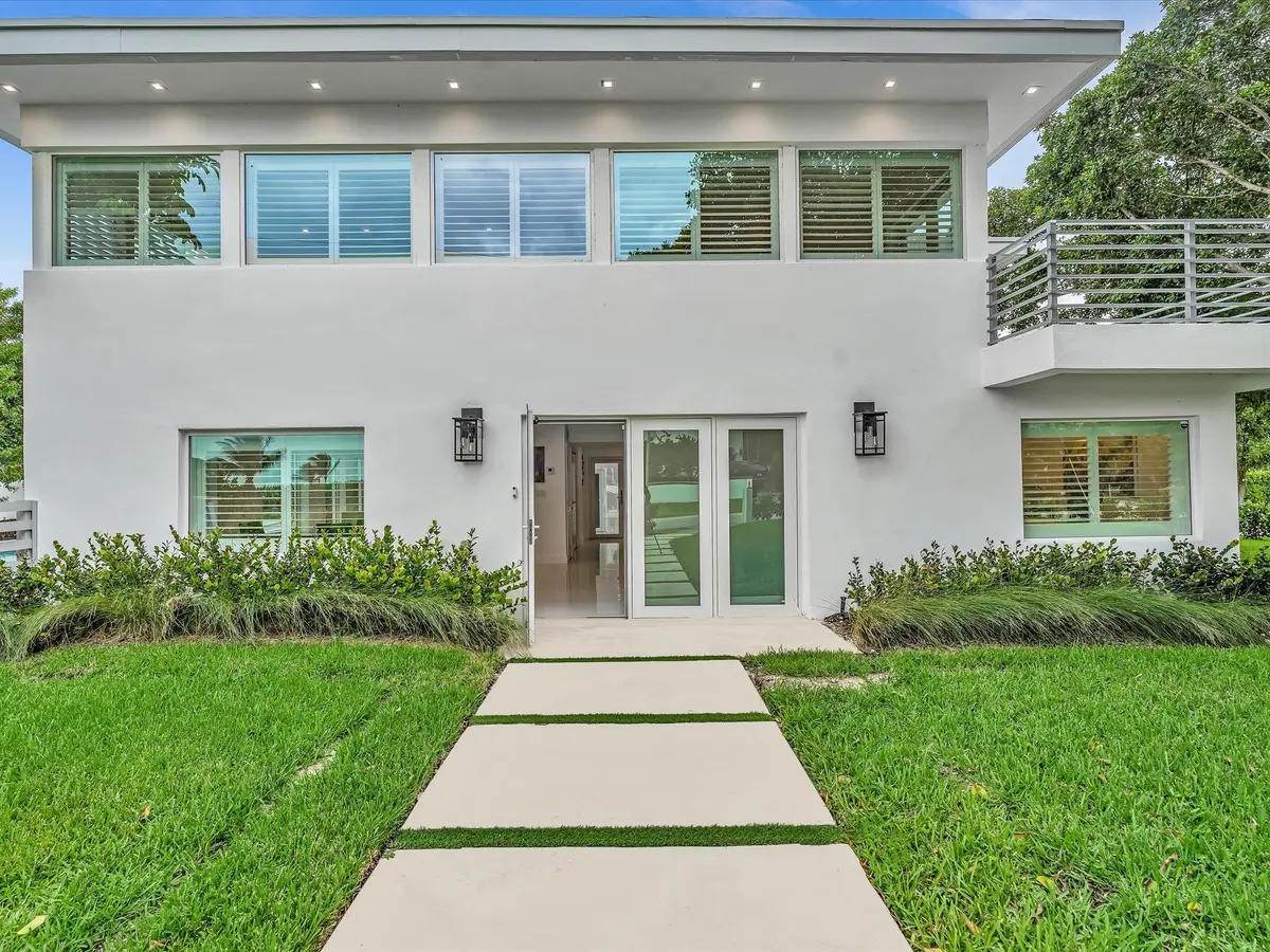 002-FPP00001 at 1903 Bay Drive, Pompano Beach