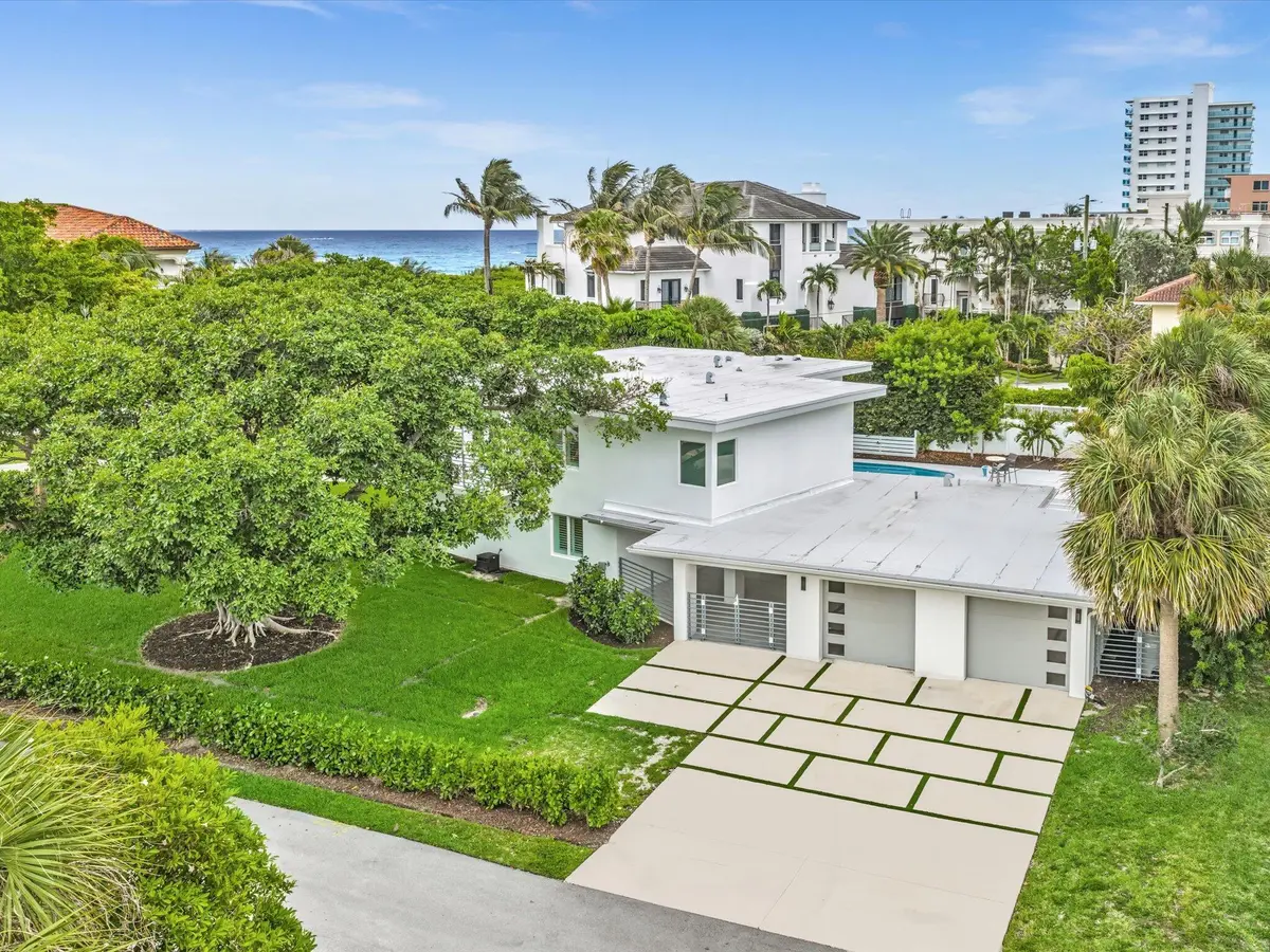 109-FPP_0239_D at 1903 Bay Drive, Pompano Beach