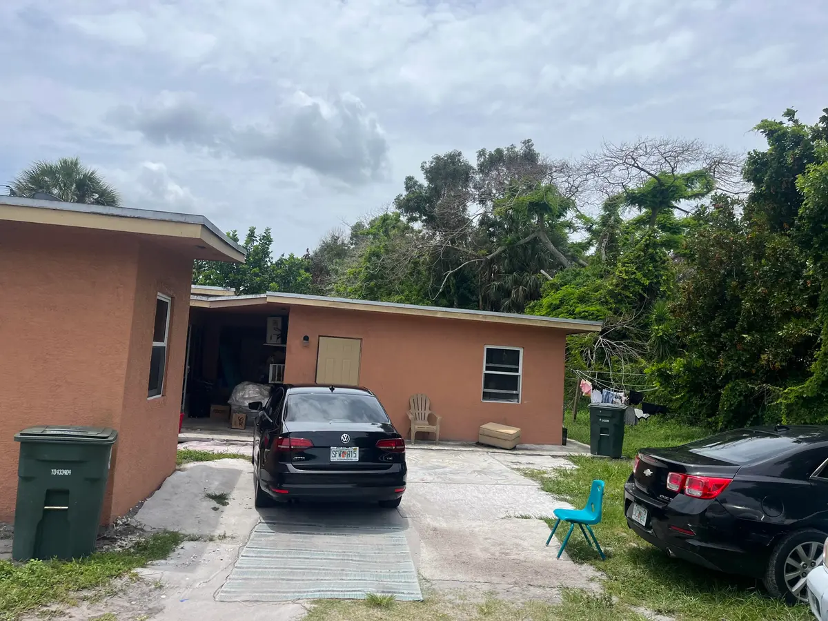 preston2 at 301 Preston Court, Fort Pierce