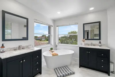 21958 Palm Grass Drive, Boca Raton – Single Family Residence for sale