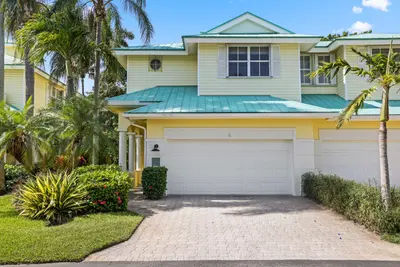 131 Barefoot Cove, Hypoluxo – sold