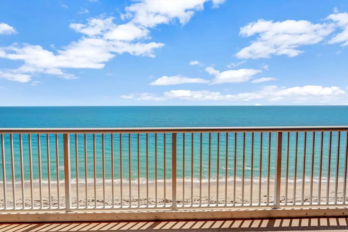 4160 N Hwy A1A Apt 1002A Fort-large-038- at 4180 N Hwy A1a #604, Hutchinson Island
