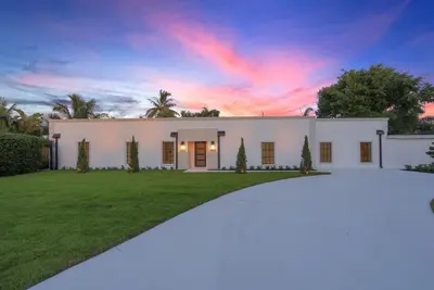 391 W Riverside Drive, Tequesta – leased