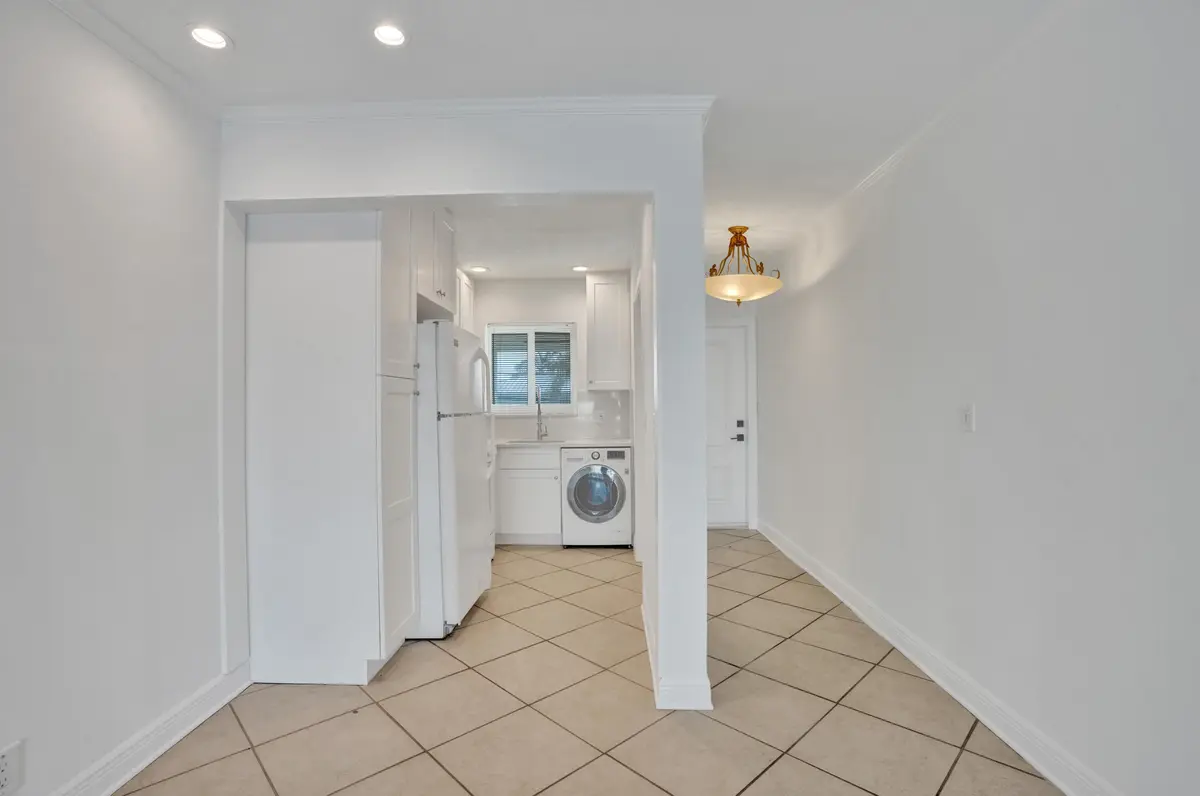 DSC06154 at 2311 NE 36th Street 2f, Lighthouse Point