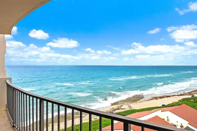 4200 N Ocean Drive 1-1404, Singer Island – sold