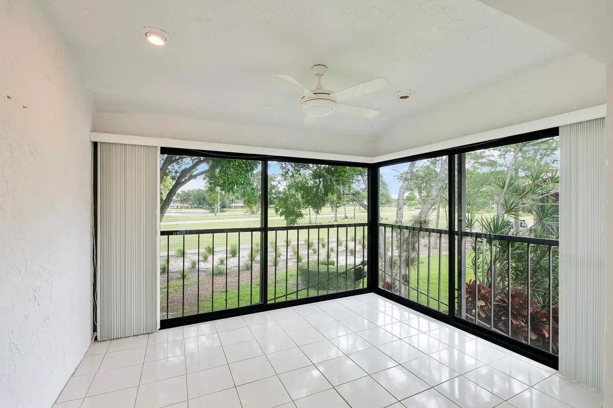 21852 Arriba Real unit H_027 at 21852 Arriba 6-h, Boca Raton