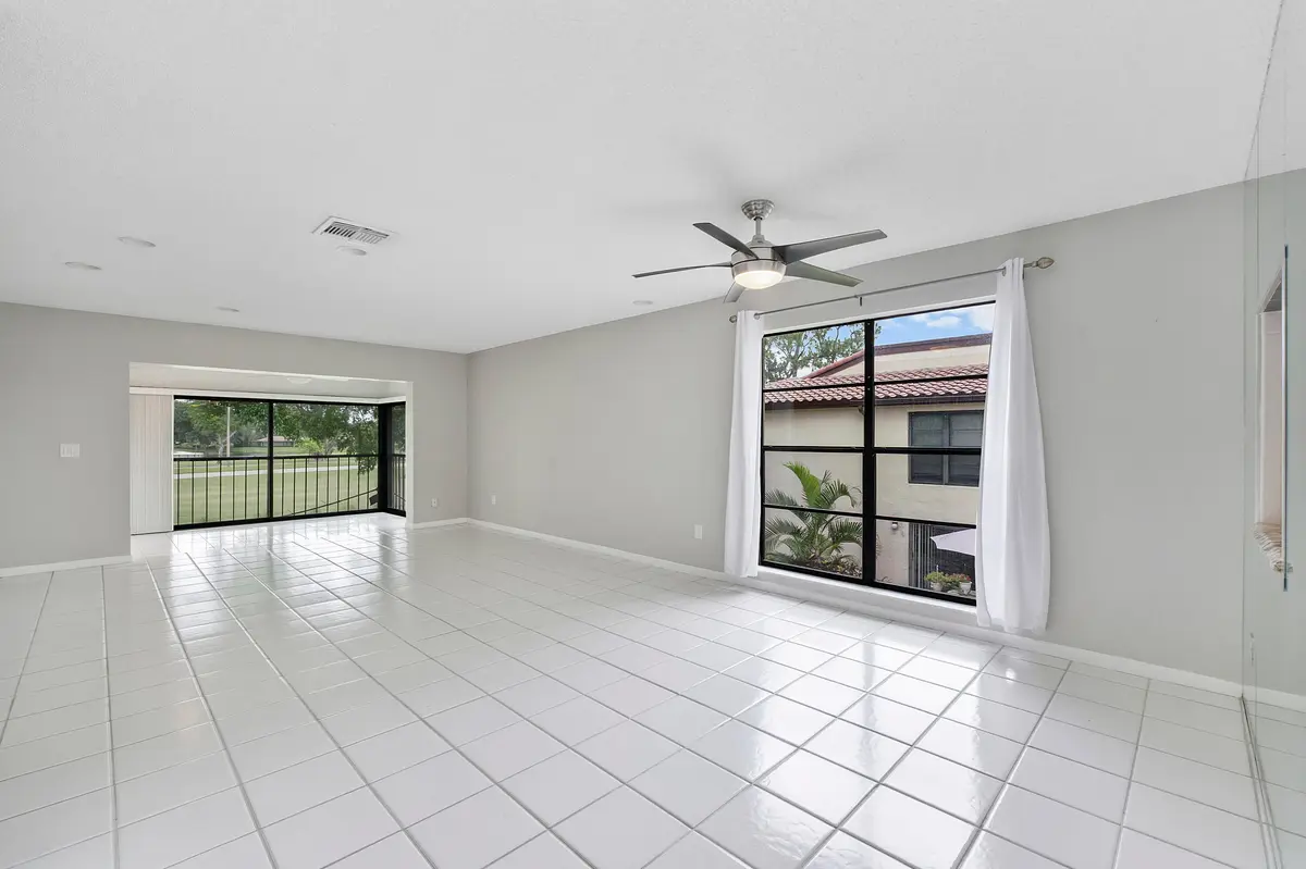 21852 Arriba Real unit H_020 at 21852 Arriba 6-h, Boca Raton