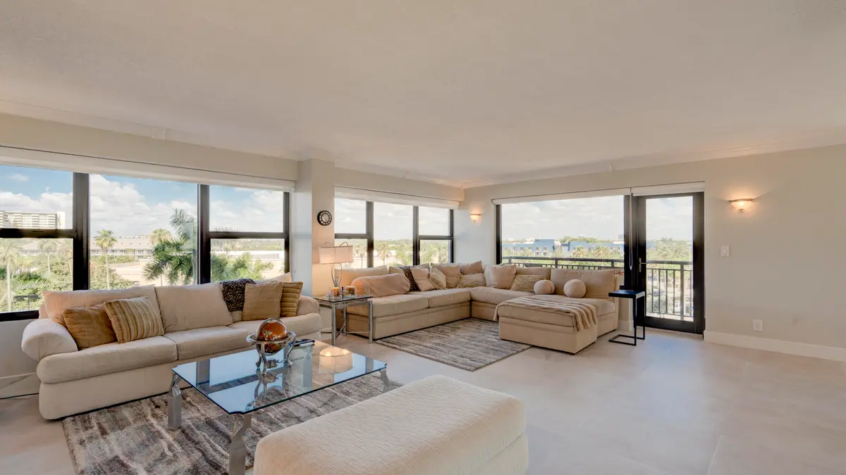 3800 galt ocean drive-9 at 3800 Galt Ocean Drive 515, Fort Lauderdale
