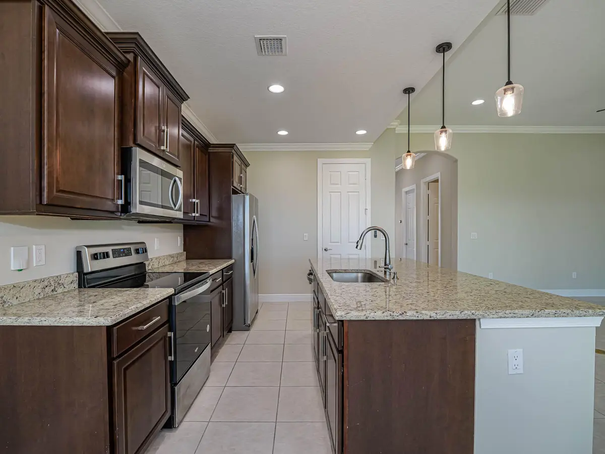 2529 Bella Vista Circle, Vero Beach, FL – photo 8
