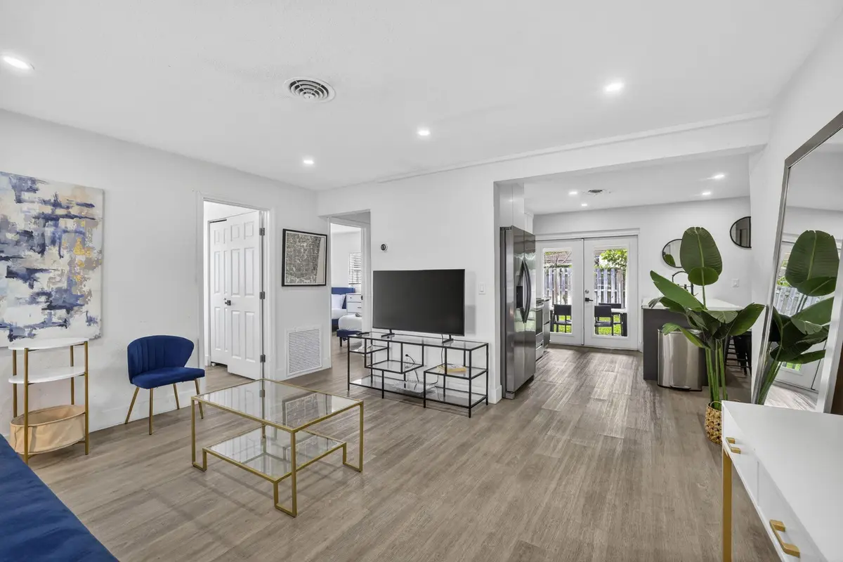 4-web-or-mls-8I8A1781 at 4601 NE 4th Avenue, Fort Lauderdale