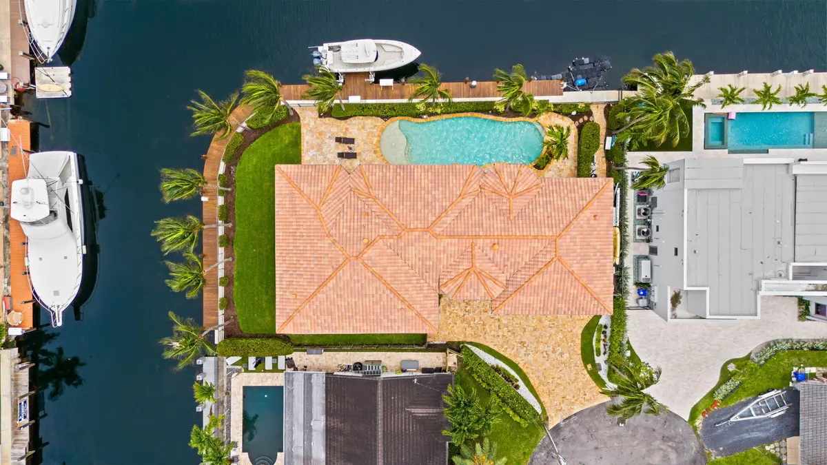 1261 8 at 1261 NE 27th Way, Pompano Beach