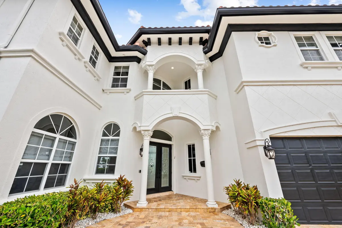 1261 12 at 1261 NE 27th Way, Pompano Beach