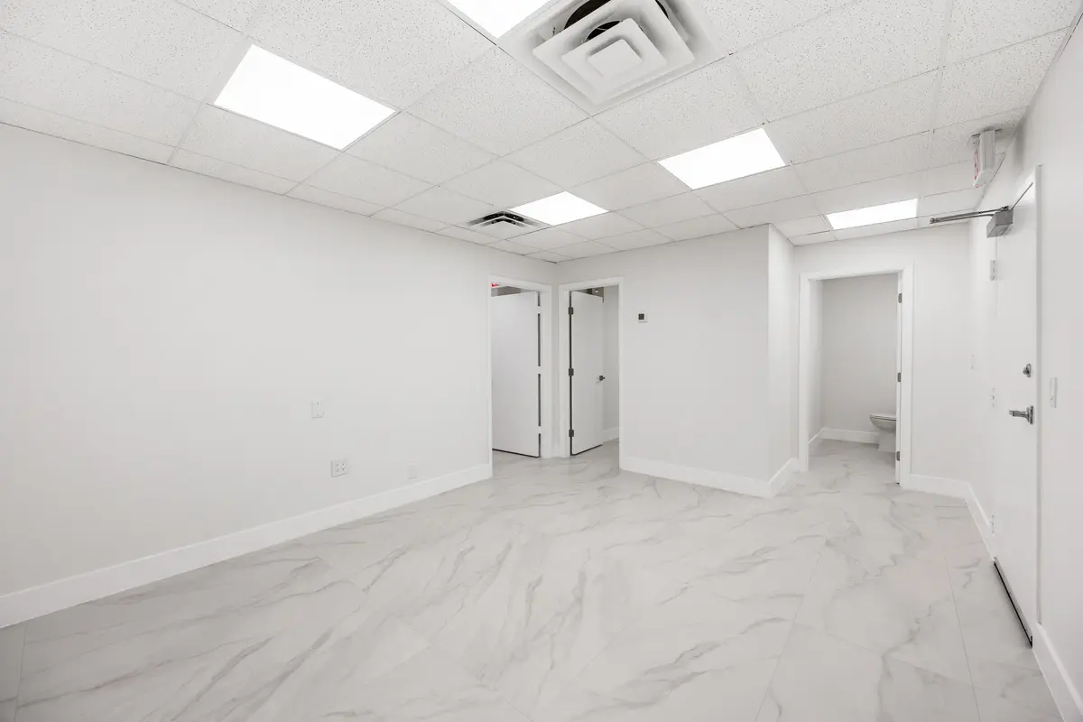 Room at 150 NW 70th Avenue 04, Plantation