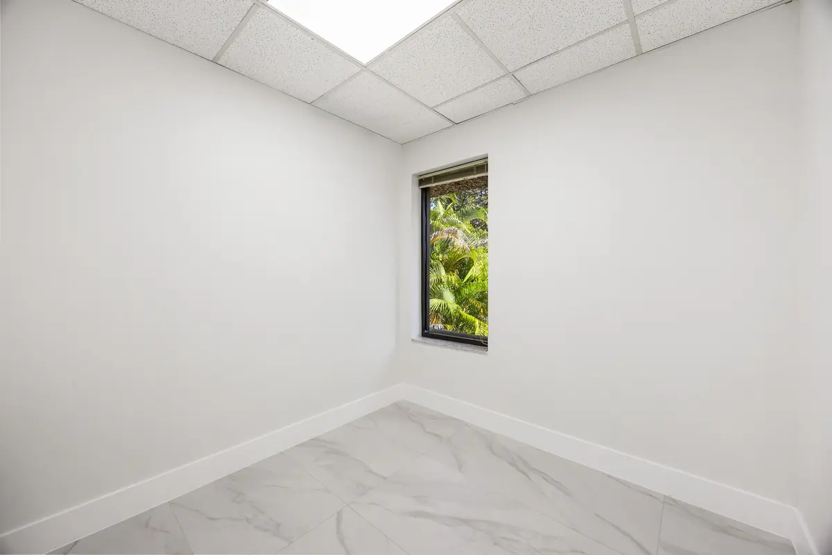Room at 150 NW 70th Avenue 04, Plantation