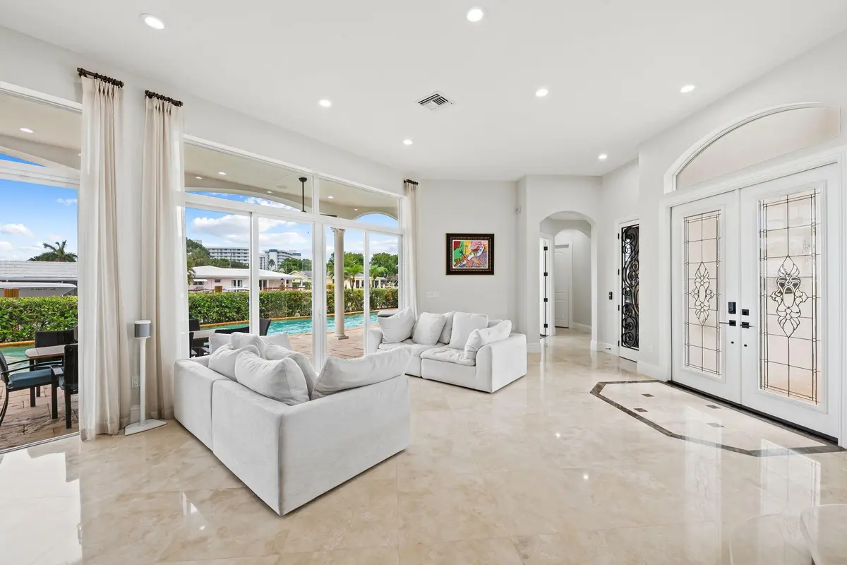 1261 32 at 1261 NE 27th Way, Pompano Beach