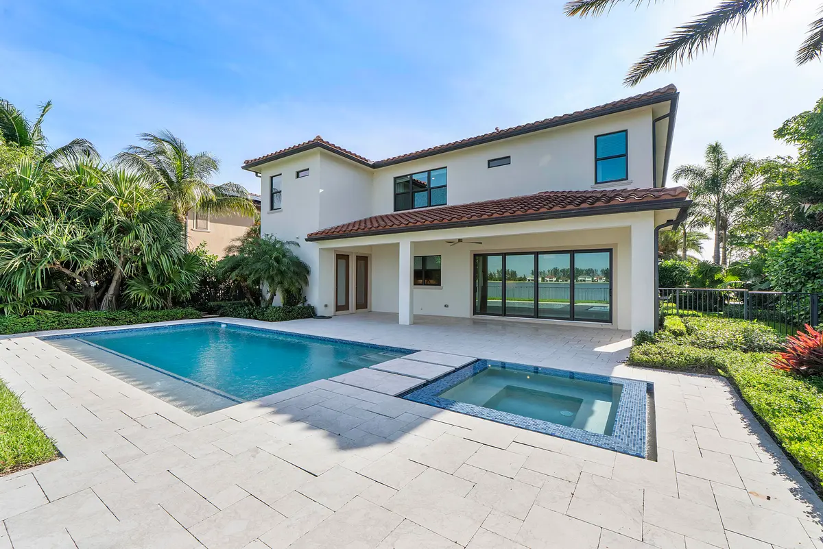 8685 Parkland Bay Dr_072 at 8685 Parkland Bay Drive, Parkland