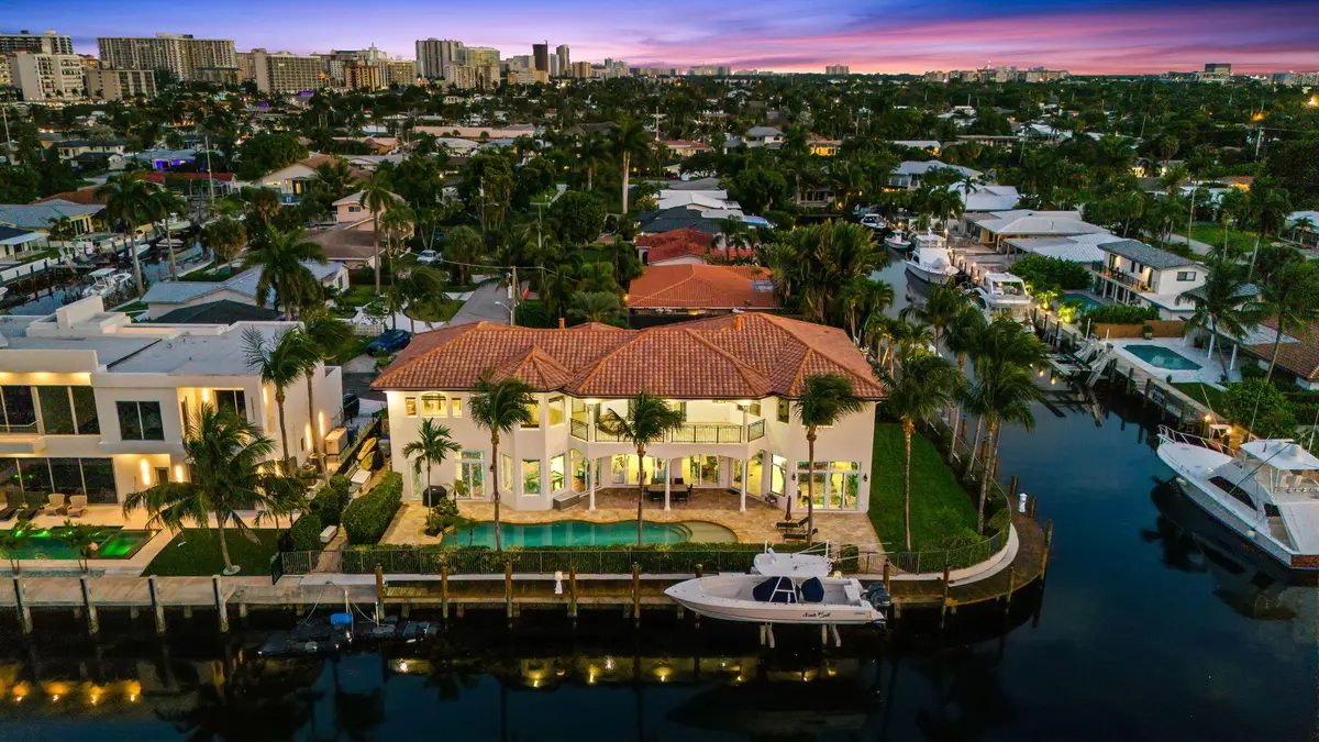 1261 70 at 1261 NE 27th Way, Pompano Beach