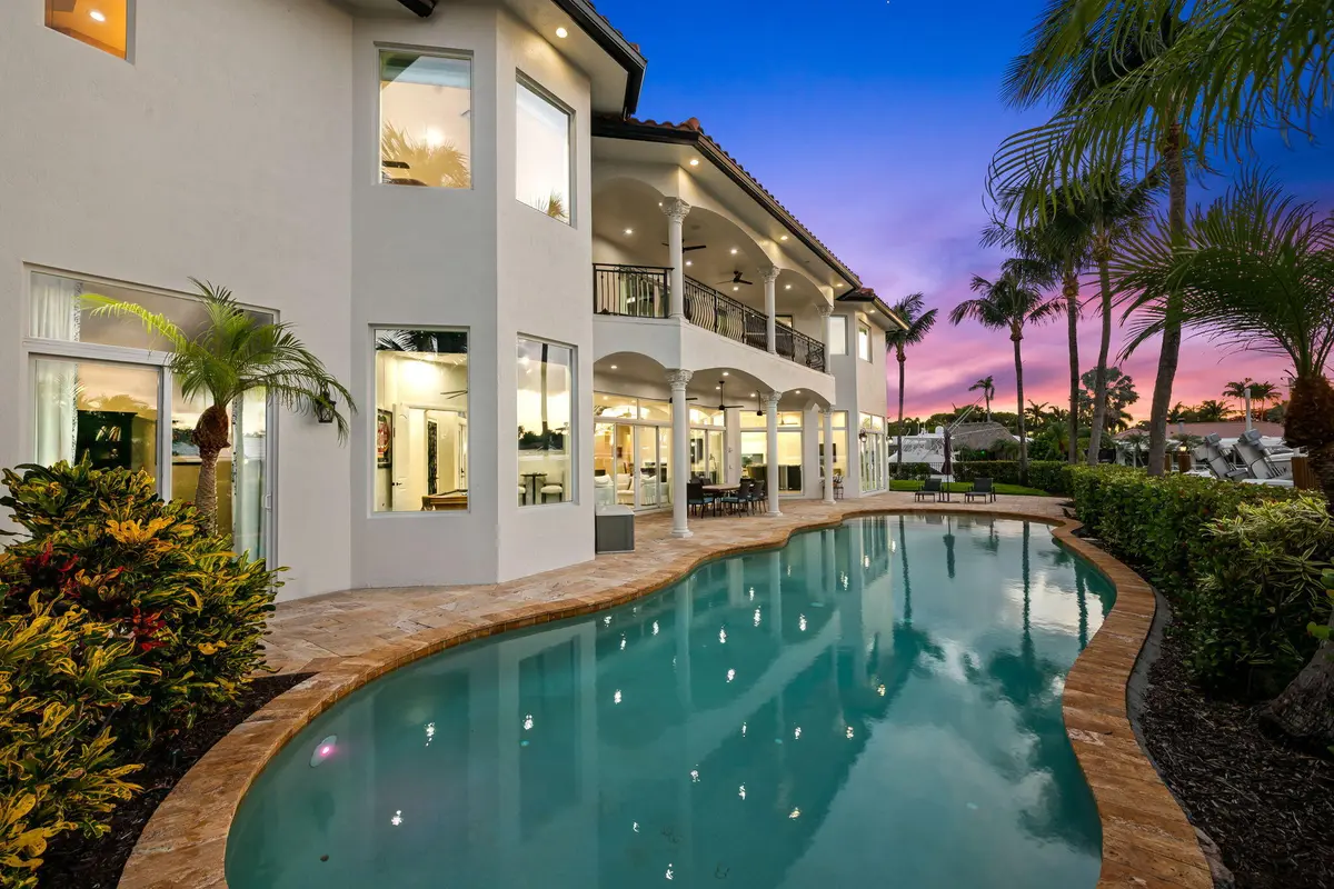 1261 76 at 1261 NE 27th Way, Pompano Beach