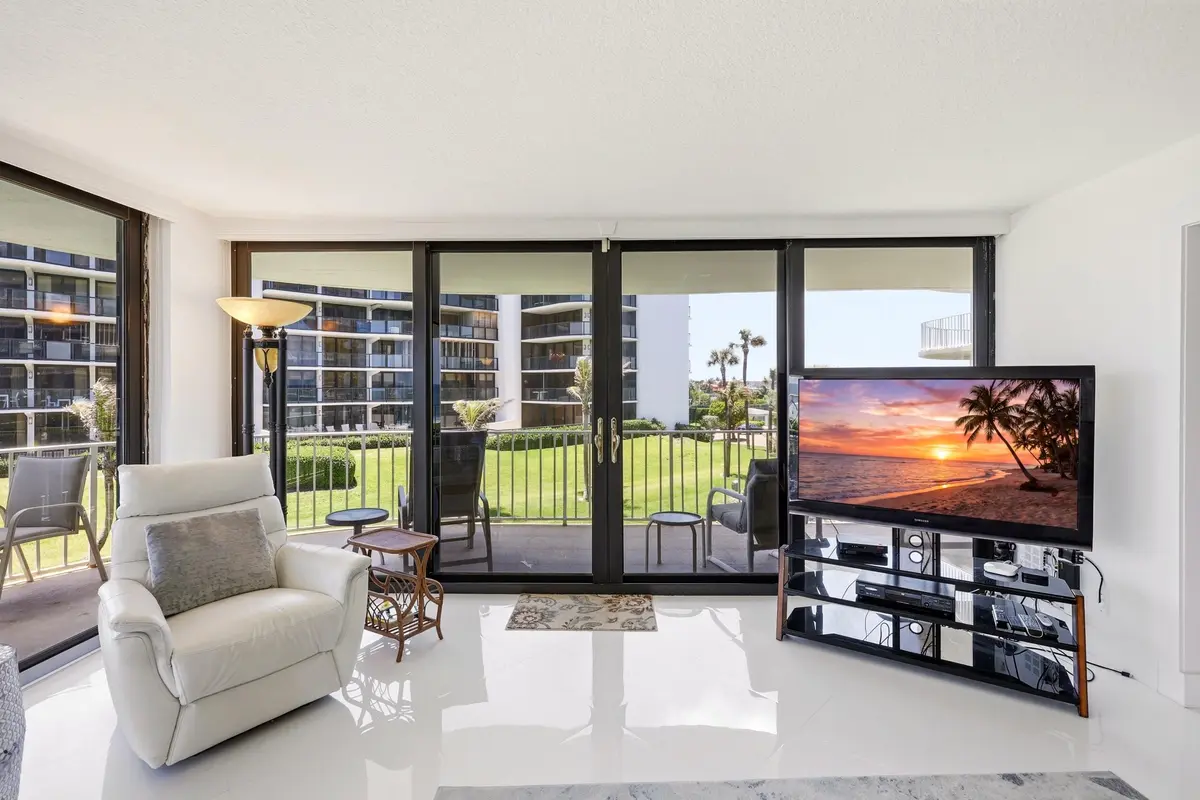 10_453a3585_autofill_38631205_55a615ad at 3400 S Ocean Boulevard 2fii, Palm Beach